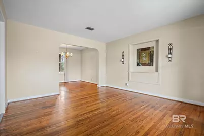 106 Esplanade Avenue, Mobile, AL 36606 - Photo 2