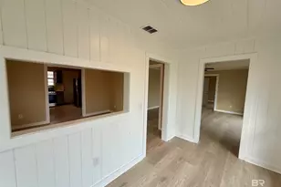 1213 N Pine St, Foley, AL 36535 - Photo 6