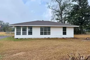 1213 N Pine St, Foley, AL 36535 - Photo 2