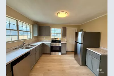 1213 N Pine Street, Foley, AL 36535 - Photo 4