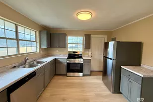 1213 N Pine St, Foley, AL 36535 - Photo 4