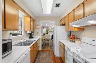 320 Volanta Ave, Fairhope, AL 36532 - Photo 10