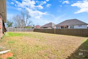 8715 Bainbridge Dr, Daphne, AL 36526 - Photo 2