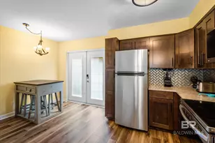 113 W 6th Ave, Gulf Shores, AL 36542 - Photo 10