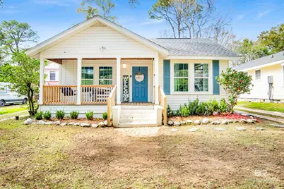 160 Westwood Street, Mobile, AL 36606 - Photo 1