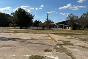 236 S Wilson Ave, Mobile, AL 36610 - Photo 2