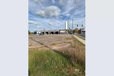 236 S Wilson Avenue, Mobile, AL 36610 - Photo 4