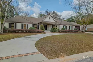 695 Greenwood Ave, Fairhope, AL 36532 - Photo 1