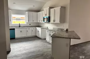 627 Mayflower Dr, Foley, AL 36535 - Photo 2