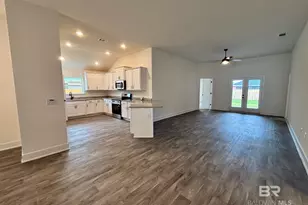 627 Mayflower Dr, Foley, AL 36535 - Photo 2