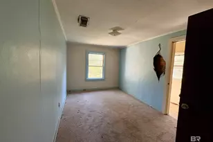 4060 Dickson Ln, Mobile, AL 36618 - Photo 10