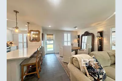 422 Barclay Avenue, Fairhope, AL 36532 - Photo 2