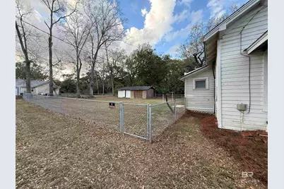 401 Hall Avenue, Bay Minette, AL 36507 - Photo 52