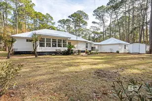 811 Ingraham Pl, Dauphin Island, AL 36528 - Photo 2