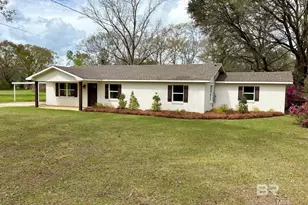 2102 Hand Ave, Bay Minette, AL 36507 - Photo 1