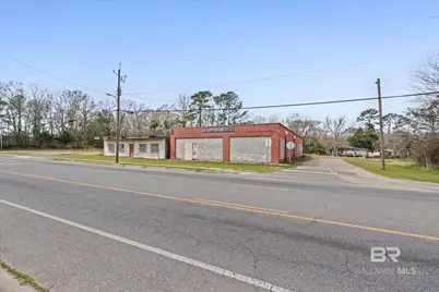 808 S Wilson Avenue, Mobile, AL 36610 - Photo 2