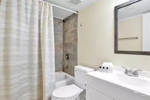 913 W Beach Blvd, Gulf Shores, AL 36542 - Photo 18