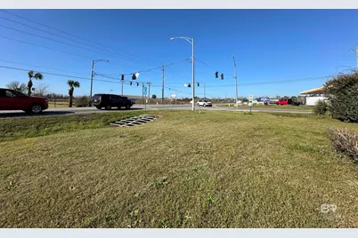 13050 County Road 87, Elberta, AL 36530 - Photo 8