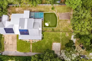 703 Jordan Ln, Daphne, AL 36526 - Photo 2