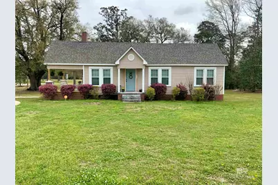 510 N White Avenue, Bay Minette, AL 36507 - Photo 1