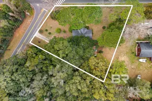 459 S Section St, Fairhope, AL 36532 - Photo 1