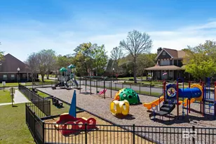 10411 Emmanuel St, Daphne, AL 36526 - Photo 48