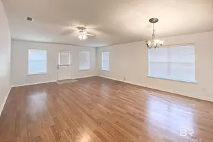 9841 Watkins Dr, Fairhope, AL 36532 - Photo 2