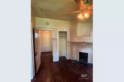211 4th Street, Chickasaw, AL 36611 - Photo 8
