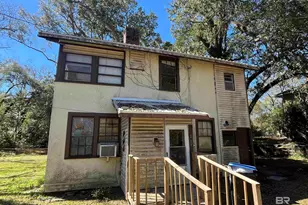 211 4th St, Chickasaw, AL 36611 - Photo 2