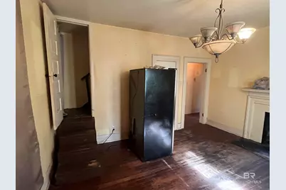 211 4th Street, Chickasaw, AL 36611 - Photo 16