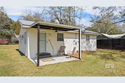 619 W Begonia Avenue, Foley, AL 36535 - Photo 22