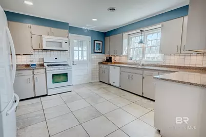 402 W Magnolia Avenue, Foley, AL 36535 - Photo 14