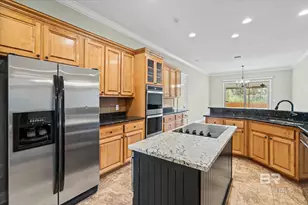 704 Edinburgh Ave, Foley, AL 36535 - Photo 14