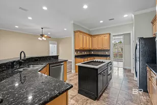 704 Edinburgh Ave, Foley, AL 36535 - Photo 16