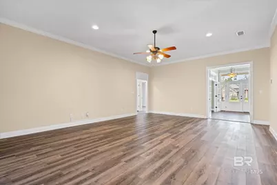 704 Edinburgh Avenue, Foley, AL 36535 - Photo 8