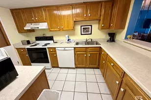 1051 W Beach Blvd, Gulf Shores, AL 36542 - Photo 10