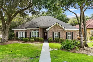 11 Lakeside Dr, Gulf Shores, AL 36542 - Photo 1