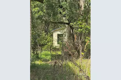 227 E Elm Street, Prichard, AL 36610 - Photo 30