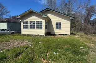 227 E Elm St, Prichard, AL 36610 - Photo 32