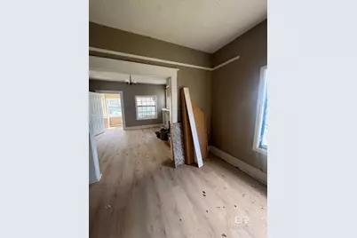 227 E Elm Street, Prichard, AL 36610 - Photo 14