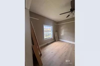 227 E Elm Street, Prichard, AL 36610 - Photo 10