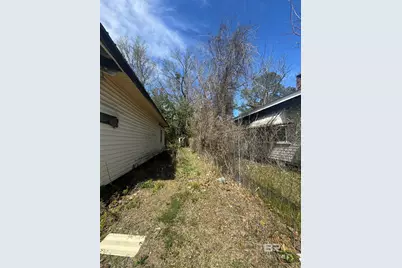 227 E Elm Street, Prichard, AL 36610 - Photo 2