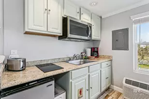 200 E Beach Blvd, Gulf Shores, AL 36542 - Photo 10