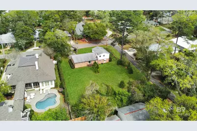 110 Fig Avenue, Fairhope, AL 36532 - Photo 4