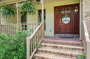 10624 Pecan Dr, Fairhope, AL 36532 - Photo 2