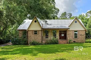 10624 Pecan Dr, Fairhope, AL 36532 - Photo 1