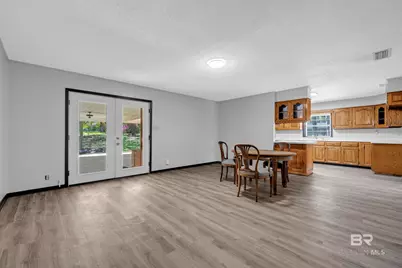 5225 Persons Drive, Mobile, AL 36618 - Photo 4