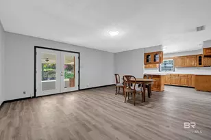 5225 Persons Dr, Mobile, AL 36618 - Photo 4