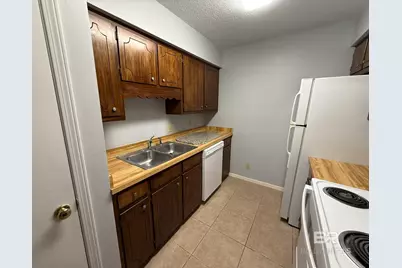 500 Grant Street #B 106, Daphne, AL 36526 - Photo 18