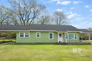 378 Woodmont Dr, Brewton, AL 36426 - Photo 2